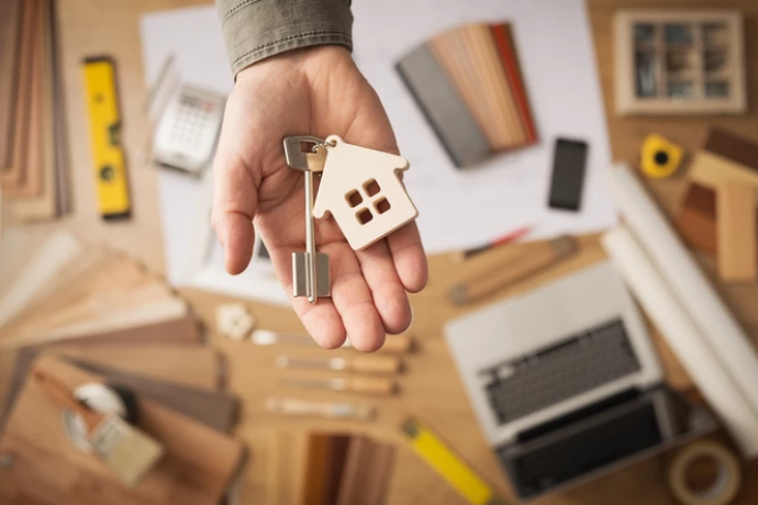 Porta-chaves com forma de casa